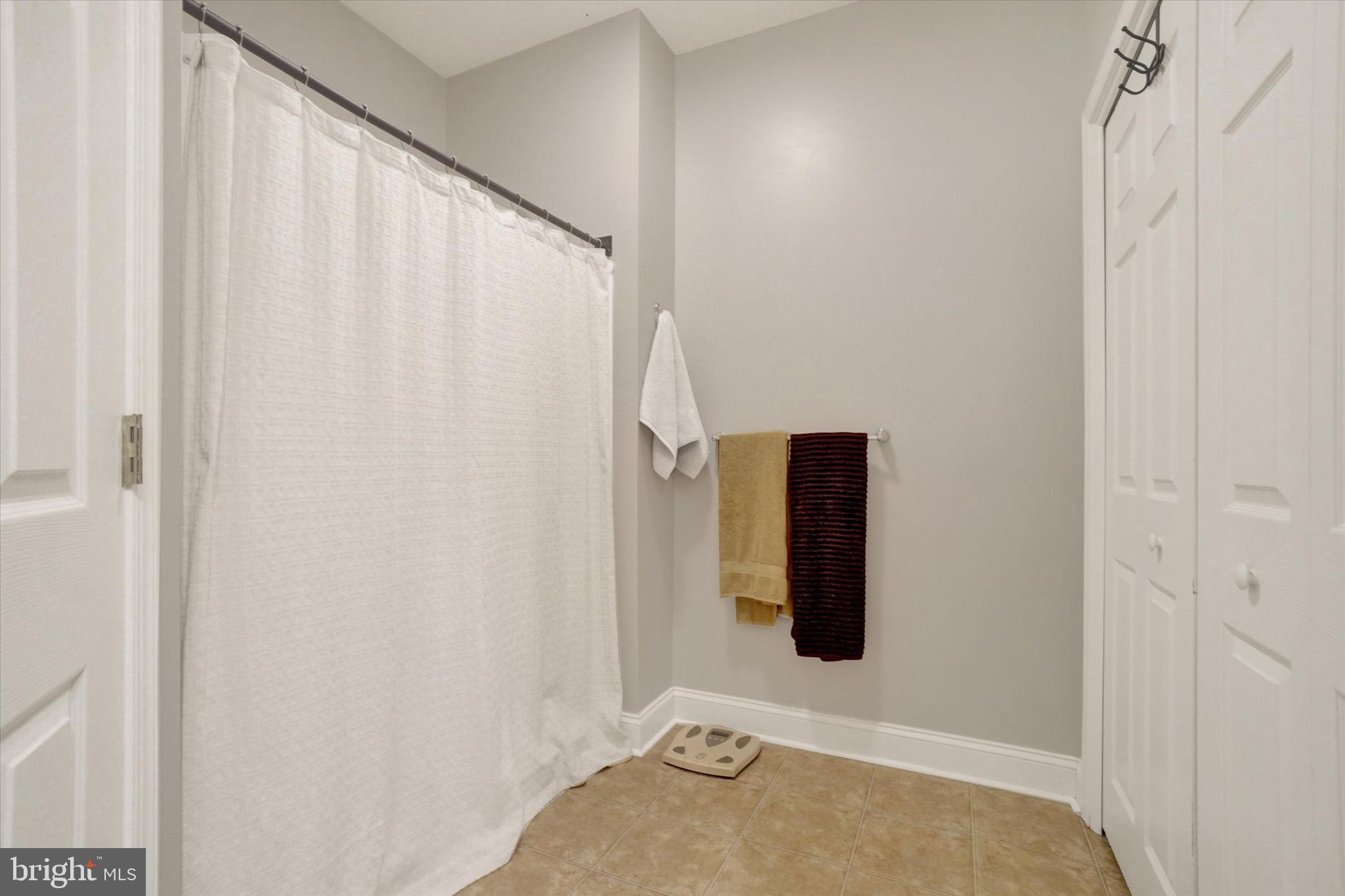 OLDE ORCHARD HILL - Residential