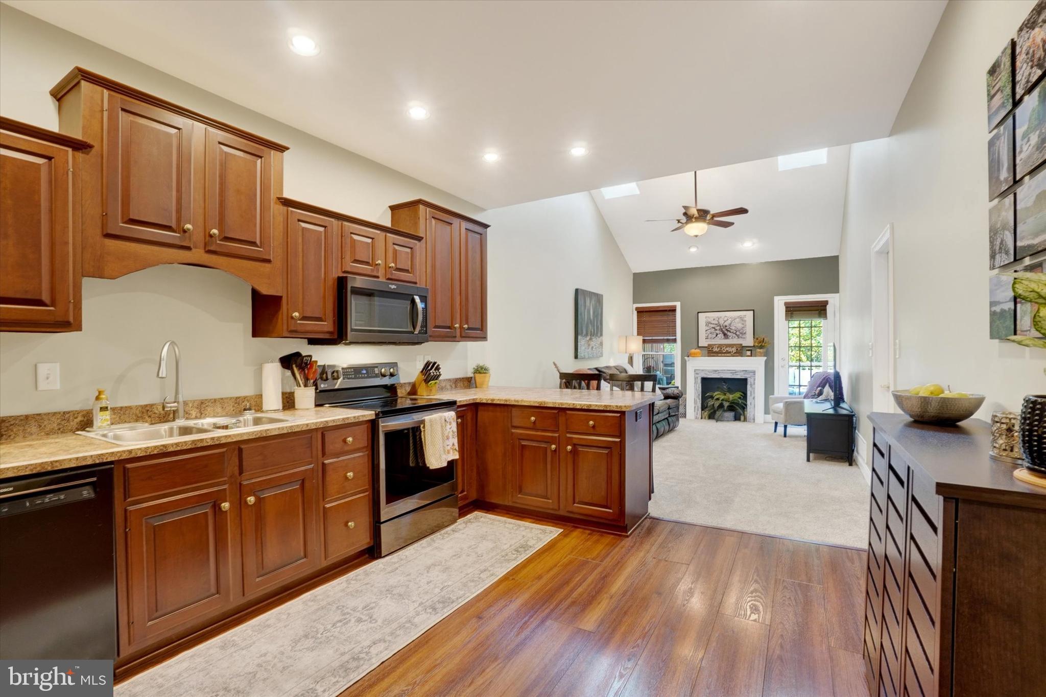 OLDE ORCHARD HILL - Residential