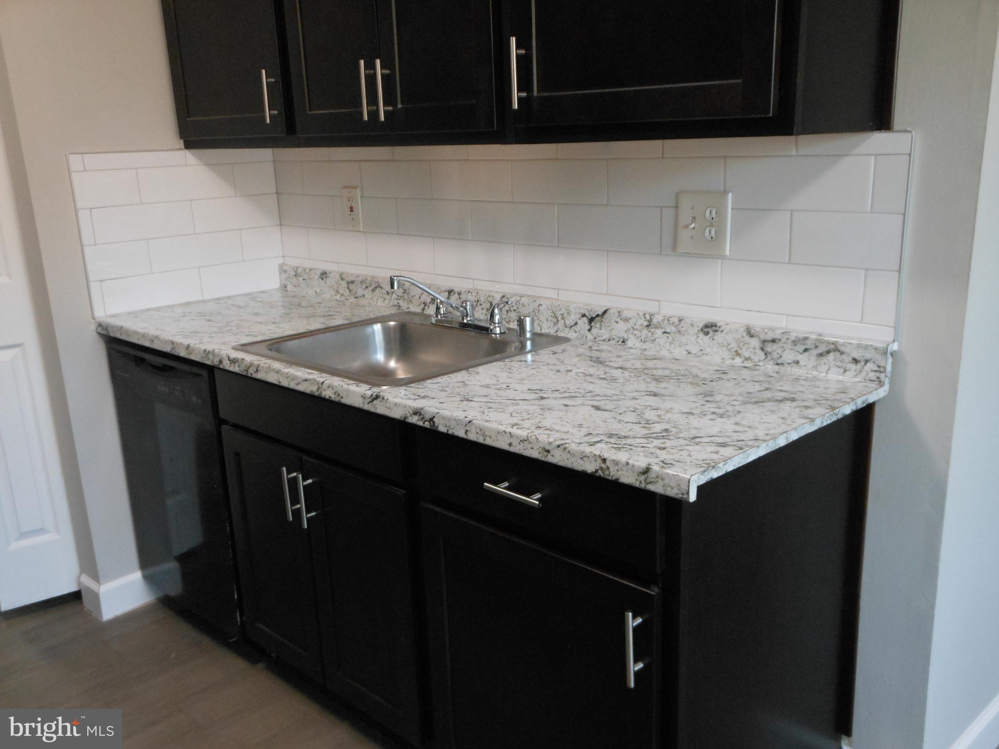 BROADFIELD - Residential