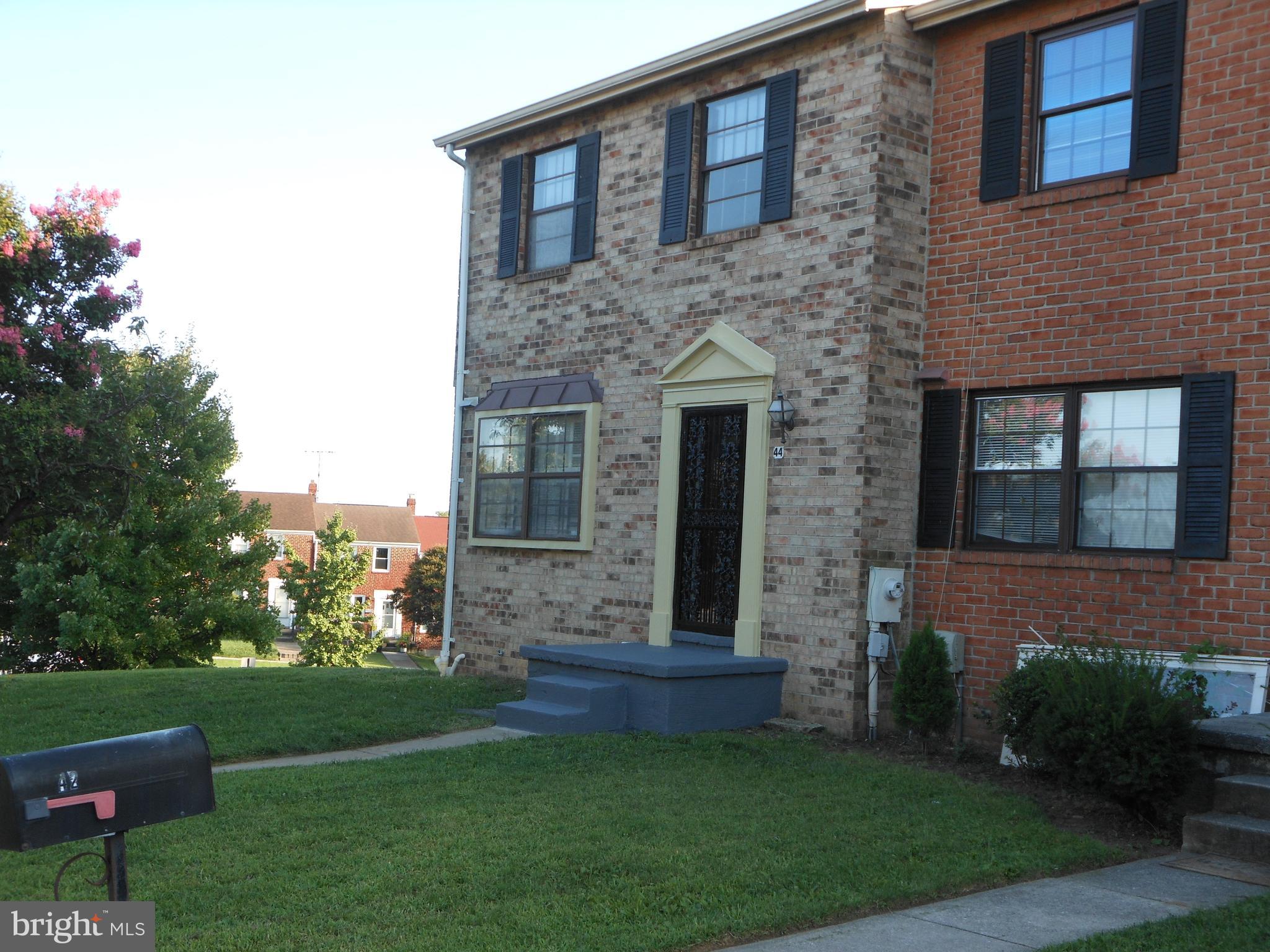 BROADFIELD - Residential