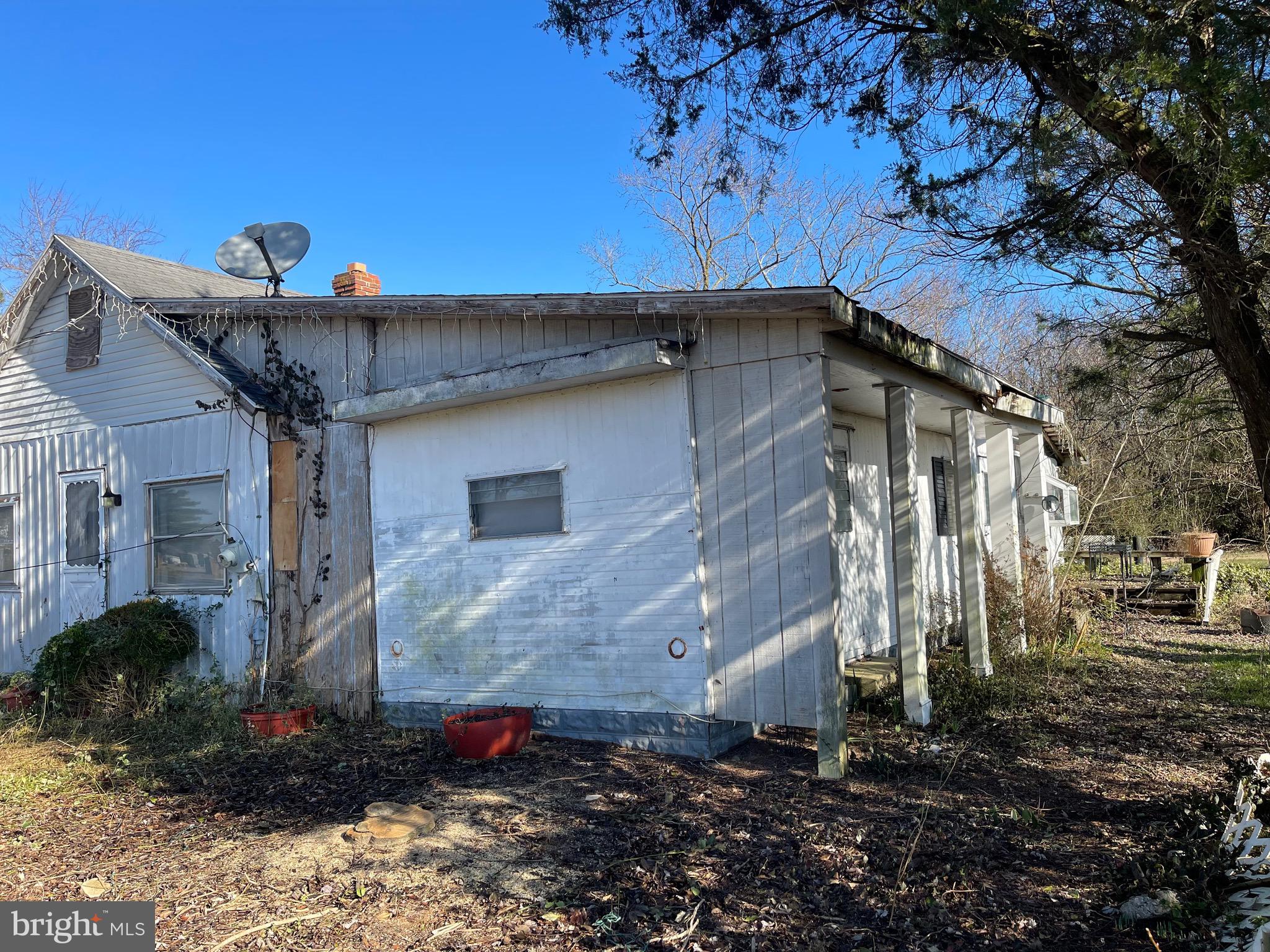 NONE AVAILABLE - Land