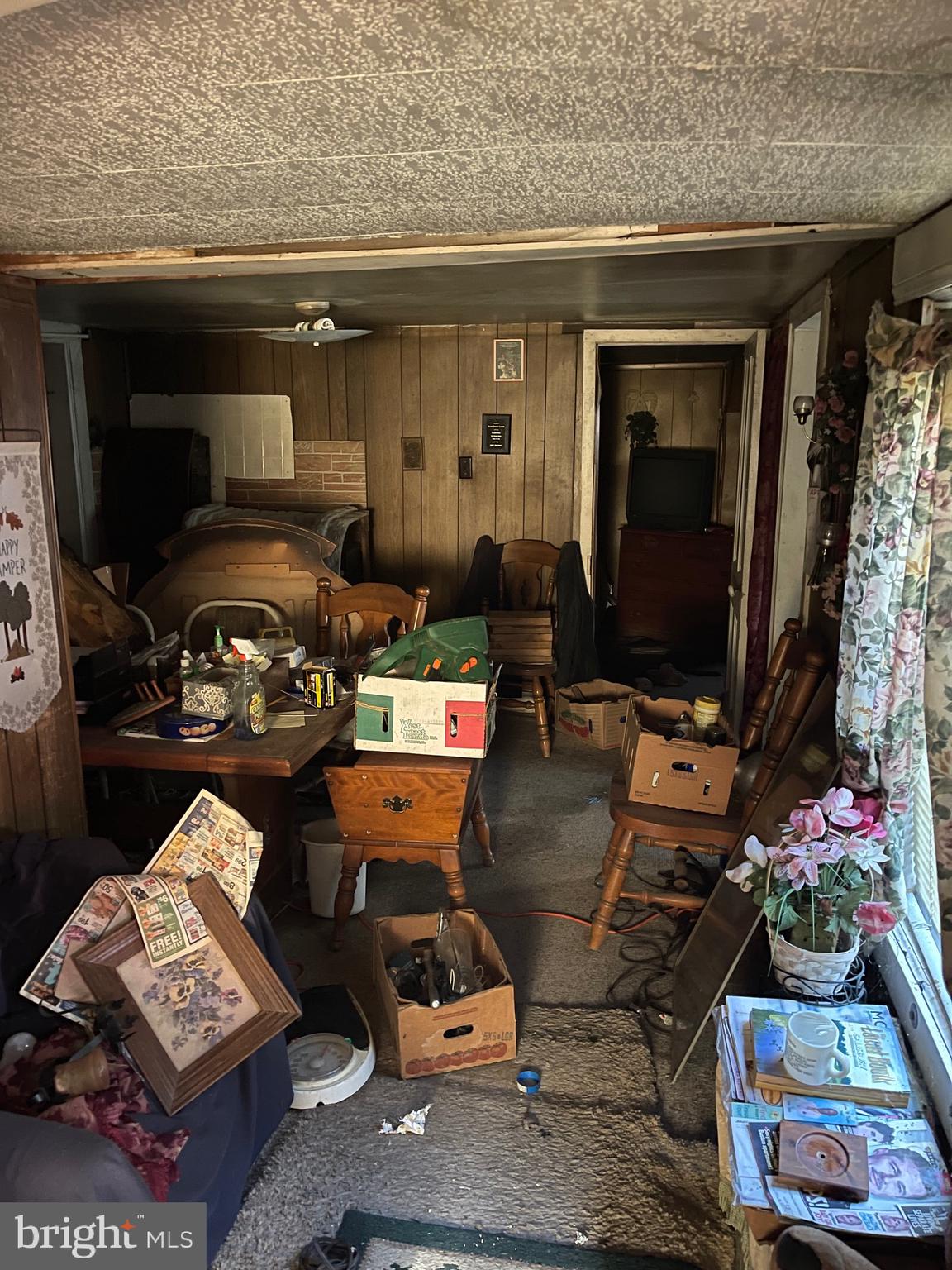 NONE AVAILABLE - Land