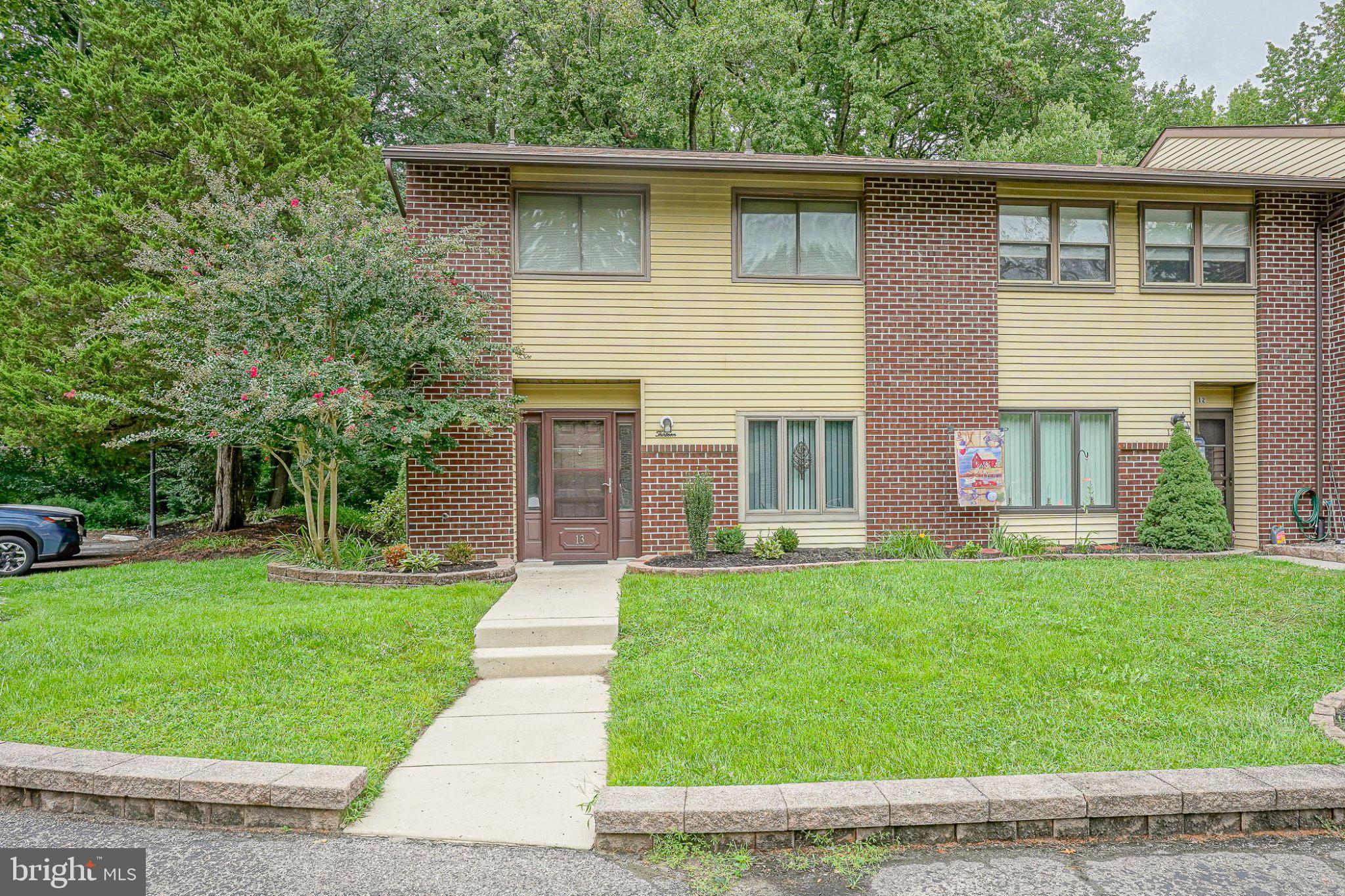 13 BUCKTHORN COURT