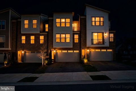 Tiny photo for 7504 Overview Terrace, COLUMBIA, MD 21044 (MLS # MDHW2066504)