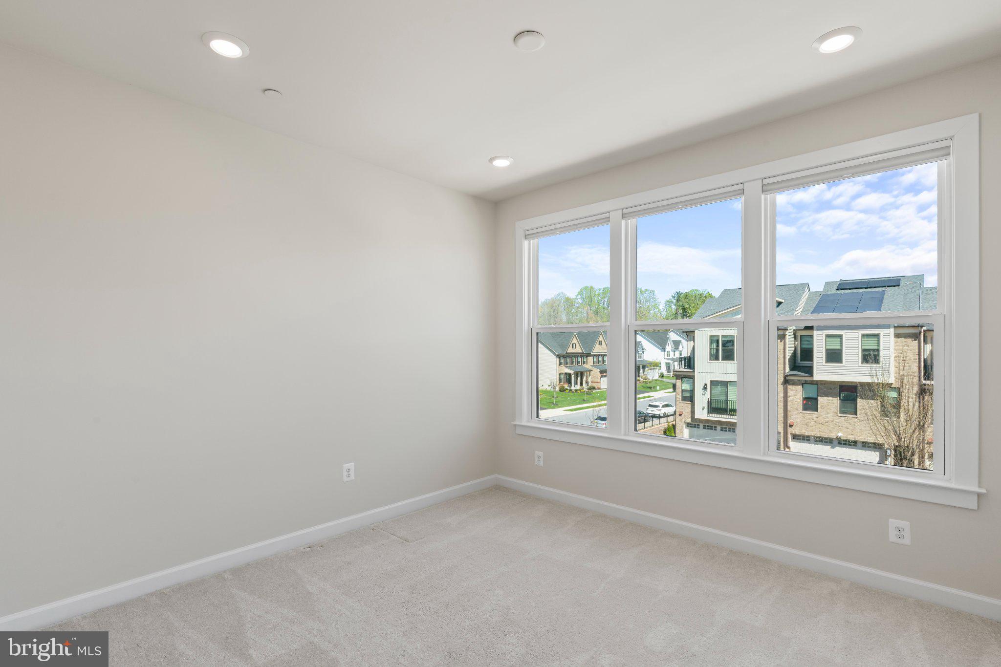 CEDAR CREEK - Residential