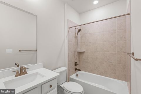 Tiny photo for 7504 Overview Terrace, COLUMBIA, MD 21044 (MLS # MDHW2066504)