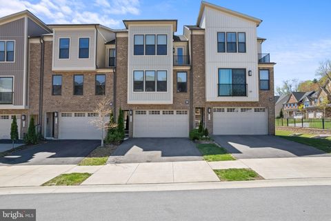 Tiny photo for 7504 Overview Terrace, COLUMBIA, MD 21044 (MLS # MDHW2066504)