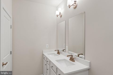 Tiny photo for 7504 Overview Terrace, COLUMBIA, MD 21044 (MLS # MDHW2066504)