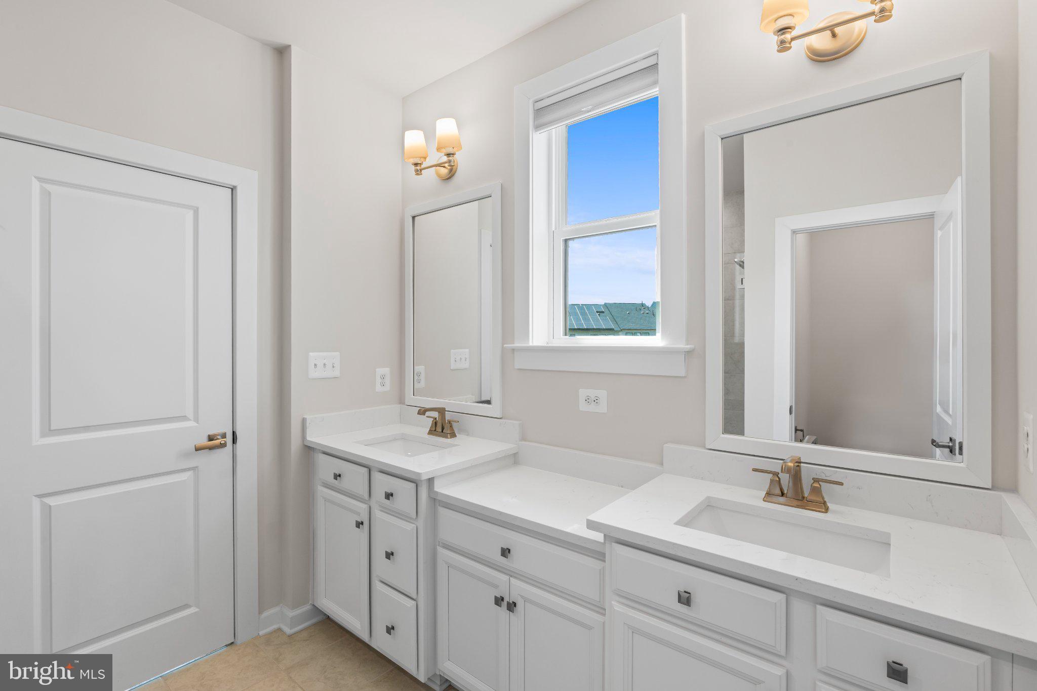 CEDAR CREEK - Residential