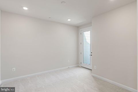 Tiny photo for 7504 Overview Terrace, COLUMBIA, MD 21044 (MLS # MDHW2066504)
