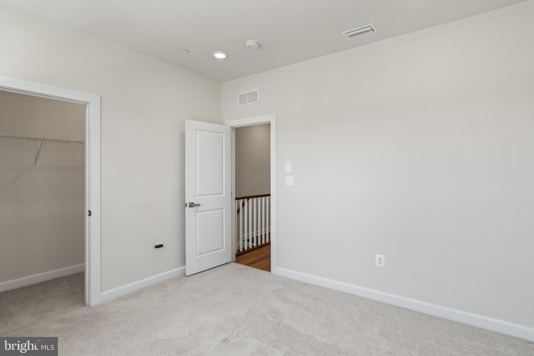 CEDAR CREEK - Residential