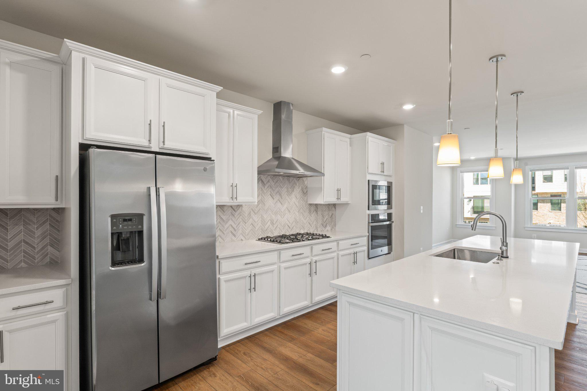 CEDAR CREEK - Residential