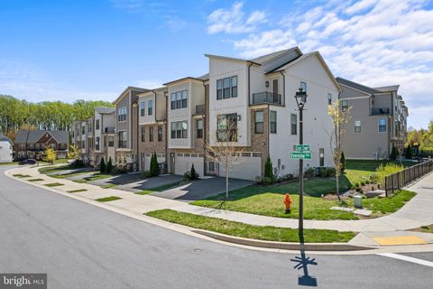 Tiny photo for 7504 Overview Terrace, COLUMBIA, MD 21044 (MLS # MDHW2066504)