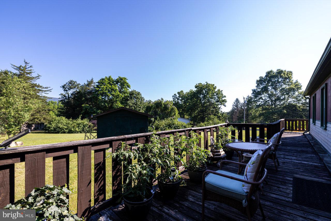 LAND OF LURAY - Residential