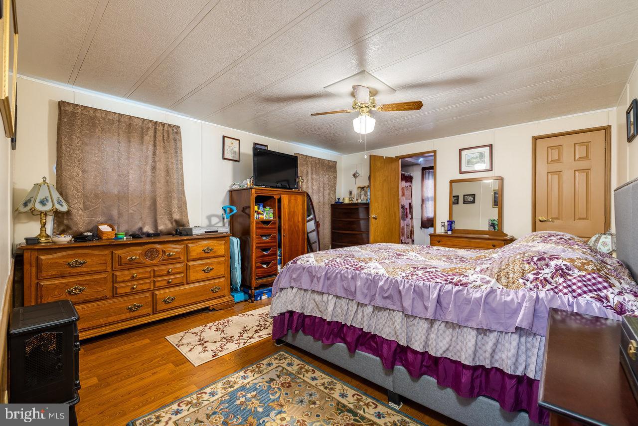 LAND OF LURAY - Residential