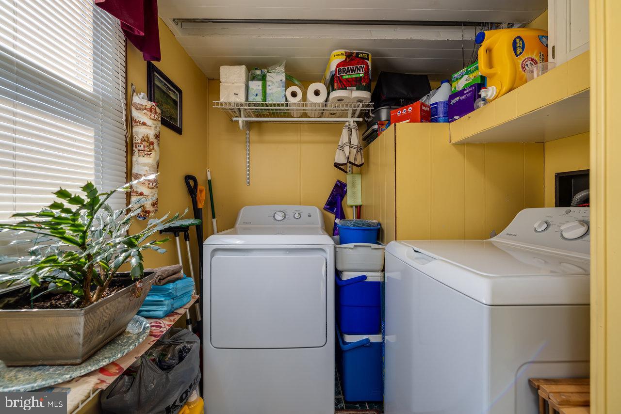 LAND OF LURAY - Residential