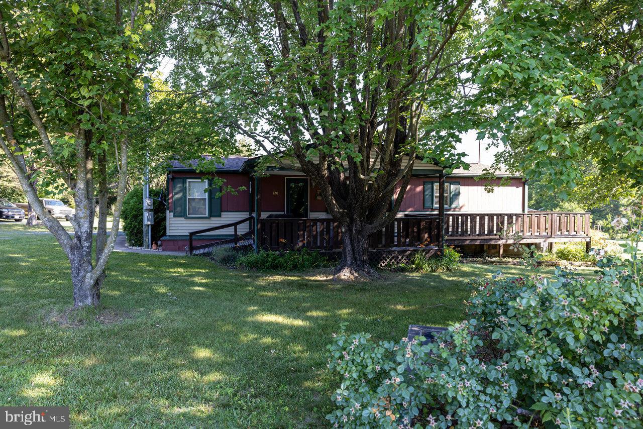 LAND OF LURAY - Residential