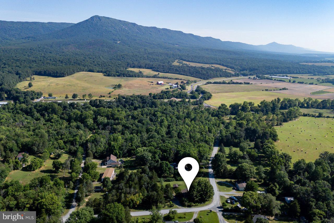 LAND OF LURAY - Residential