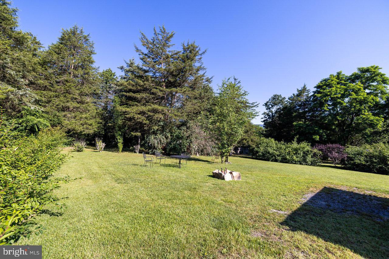 LAND OF LURAY - Residential