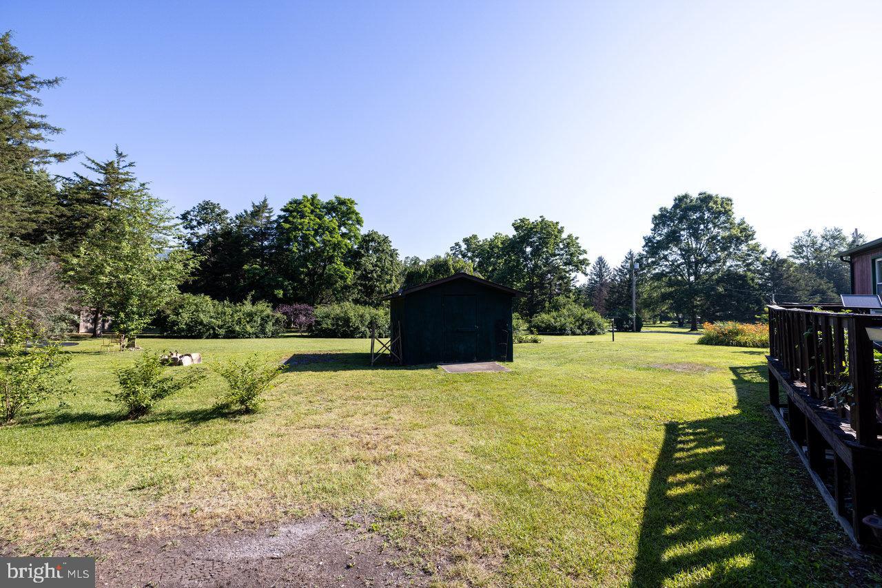 LAND OF LURAY - Residential