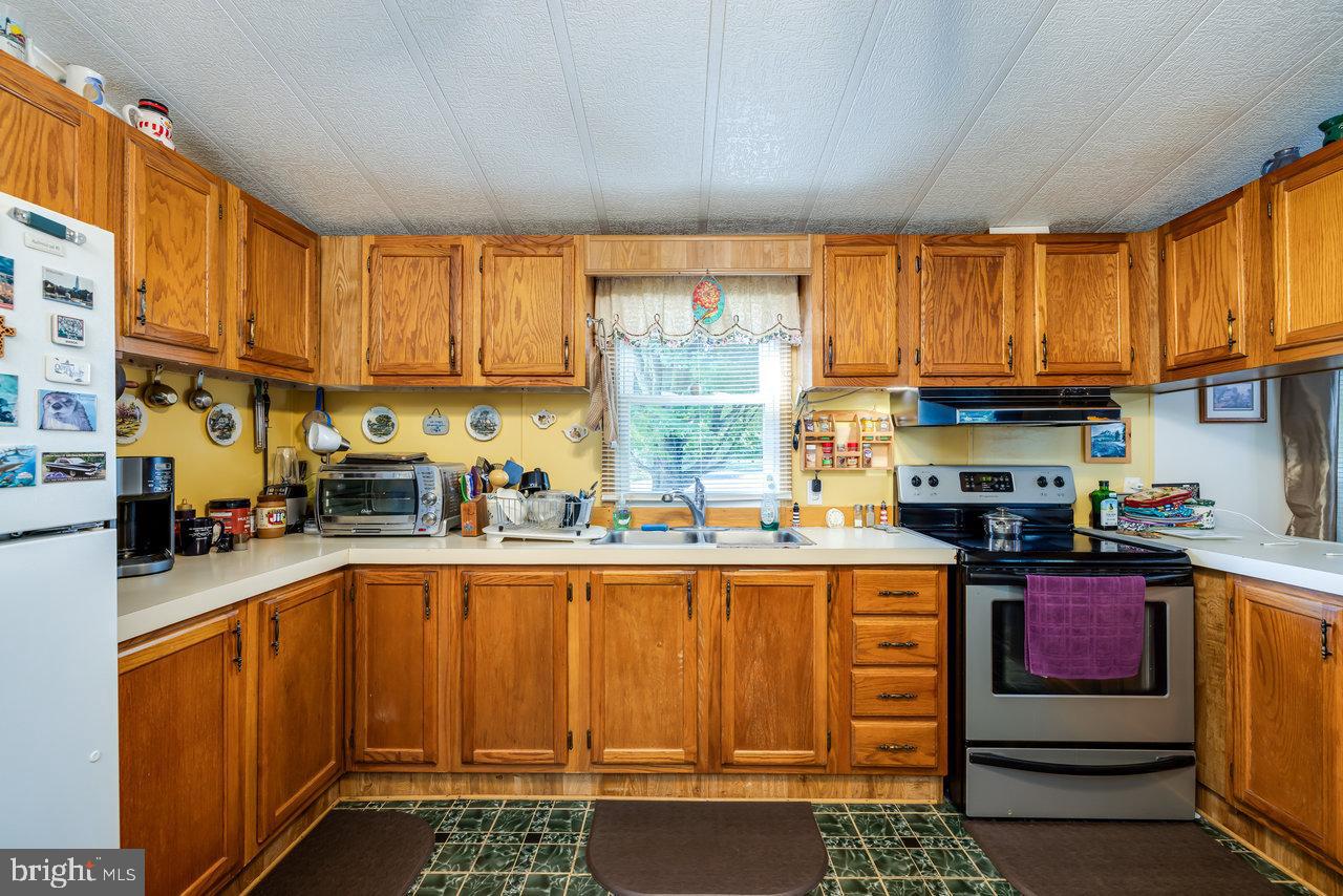 LAND OF LURAY - Residential