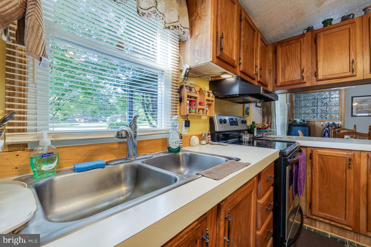 LAND OF LURAY - Residential