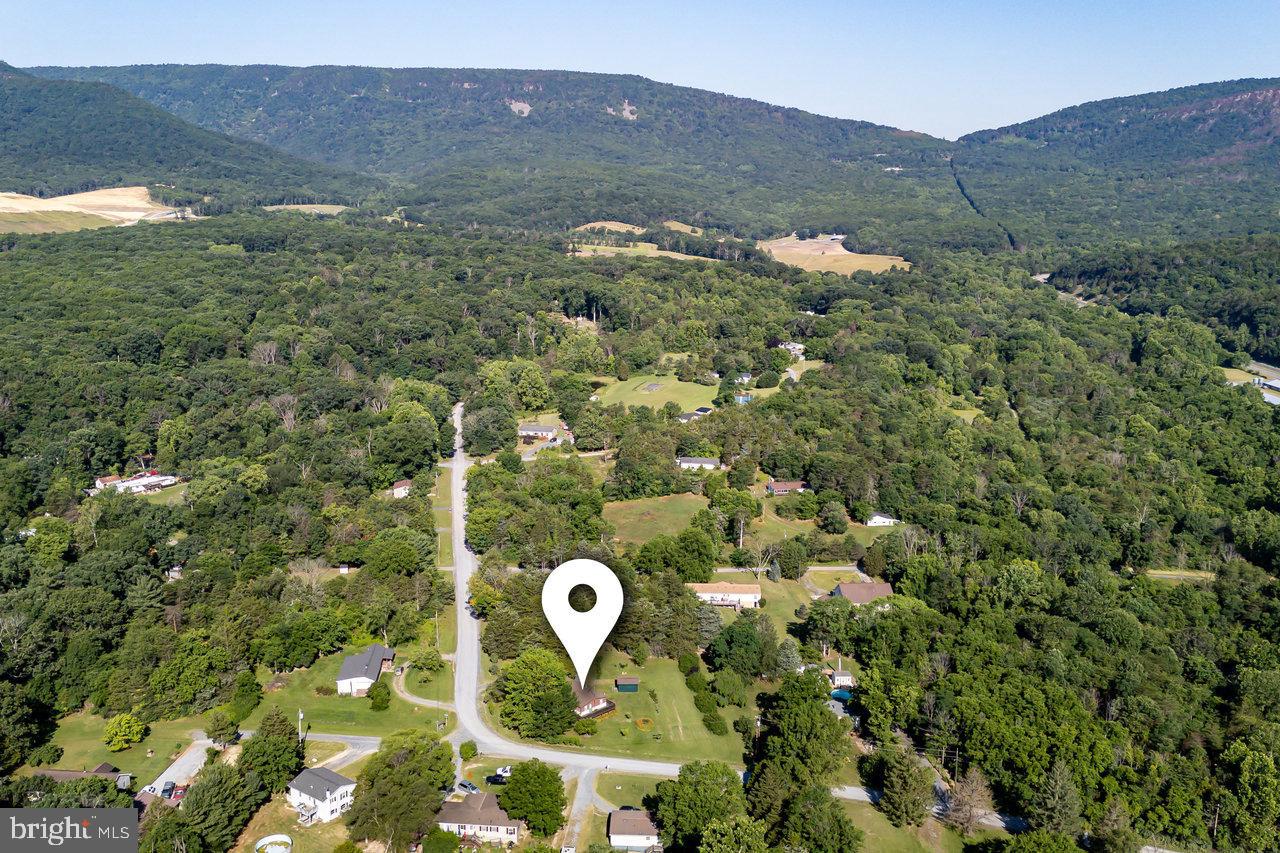 LAND OF LURAY - Residential