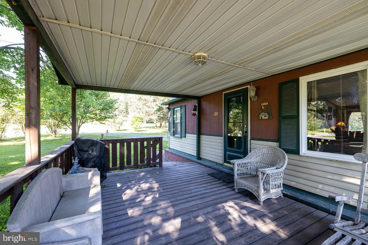 LAND OF LURAY - Residential