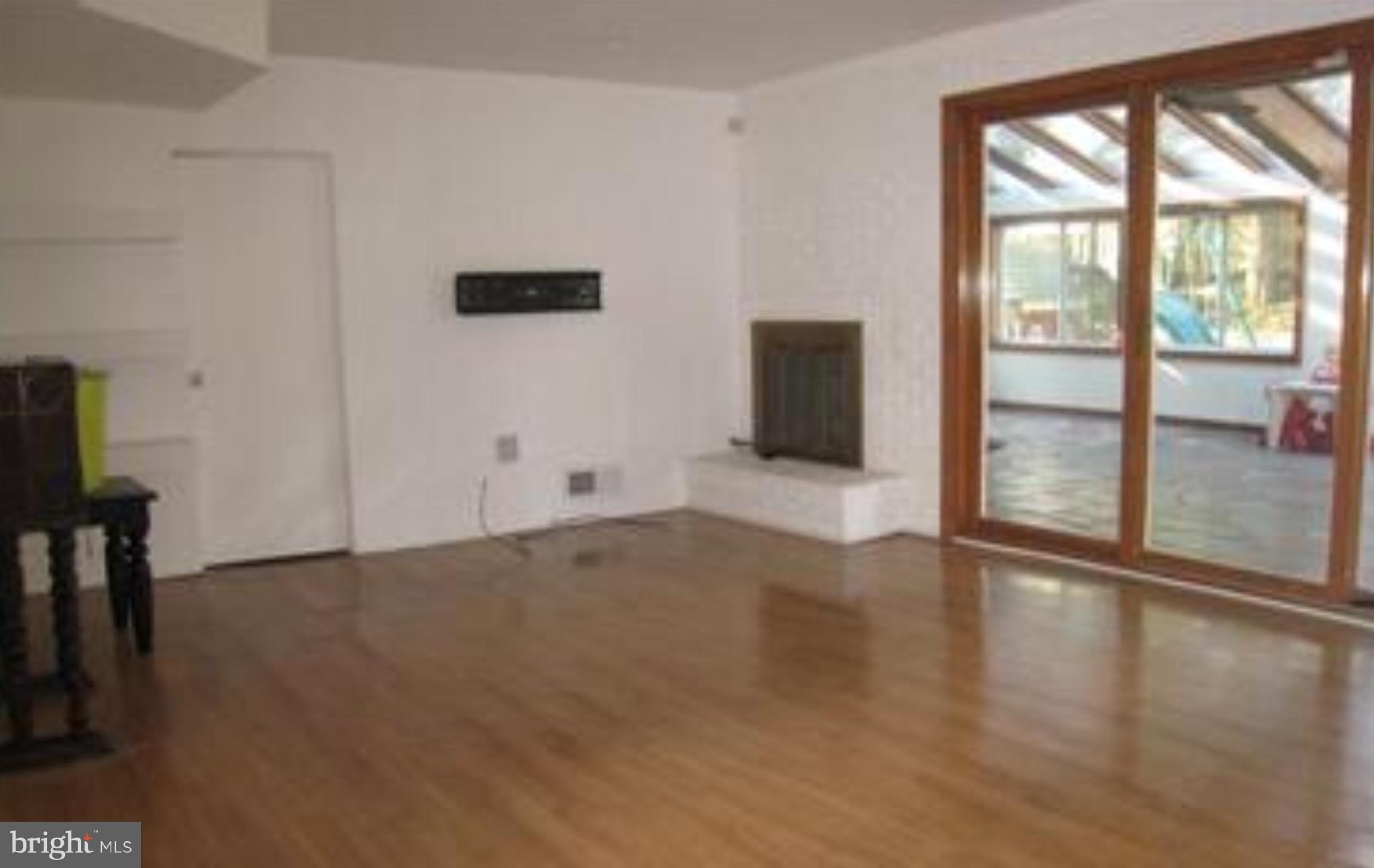 PARKVIEW - Residential Lease