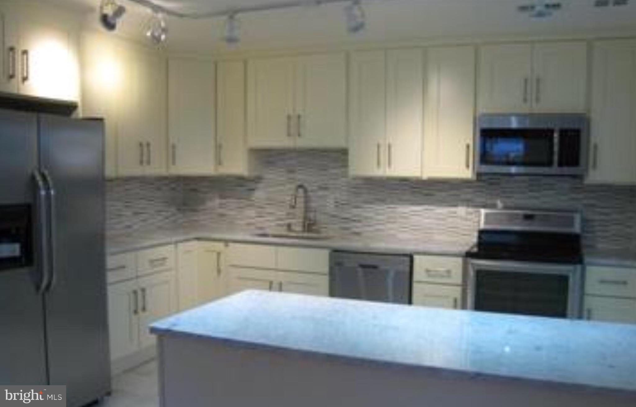 PARKVIEW - Residential Lease