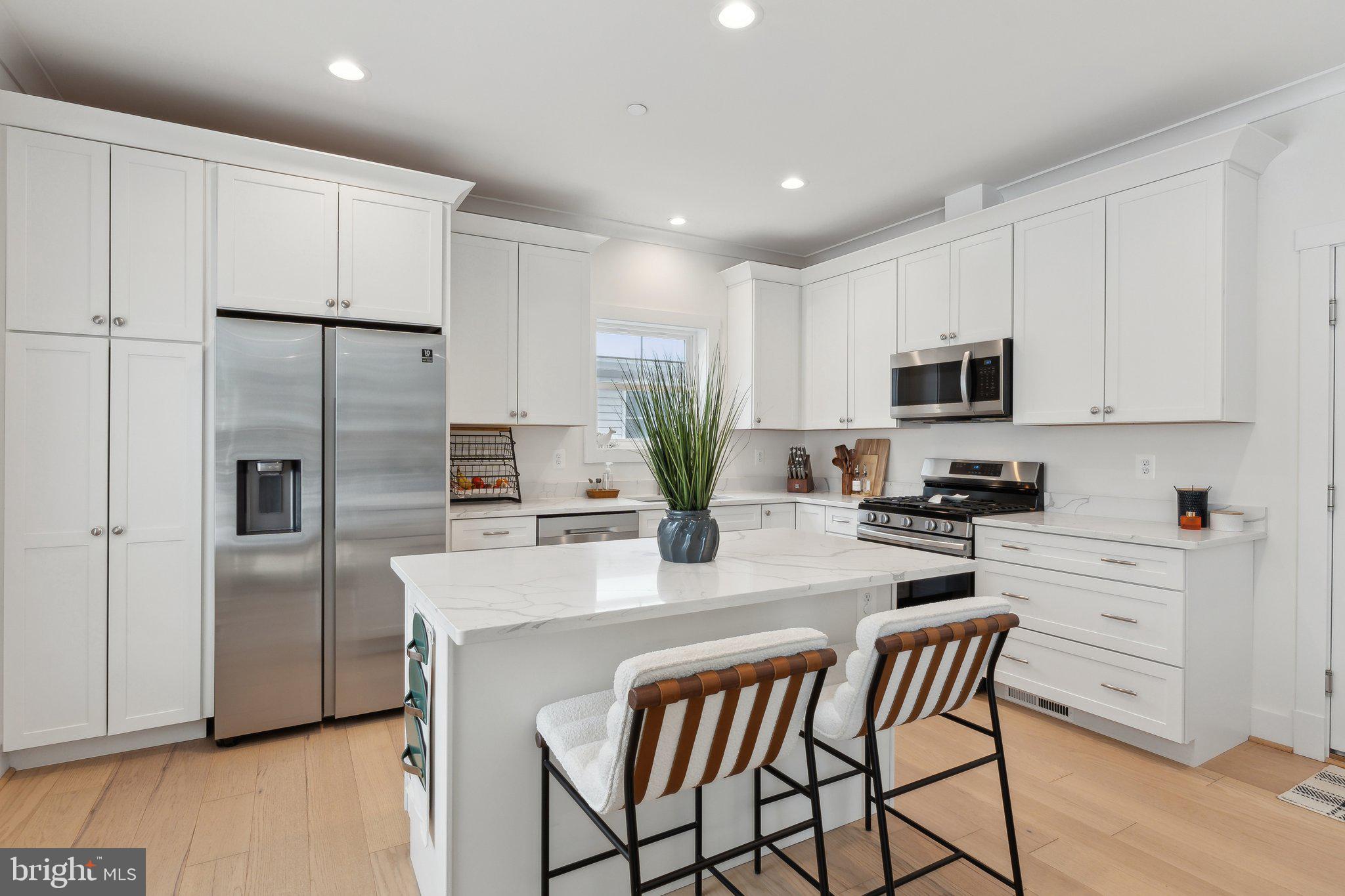 1209 AVALON BOULEVARD