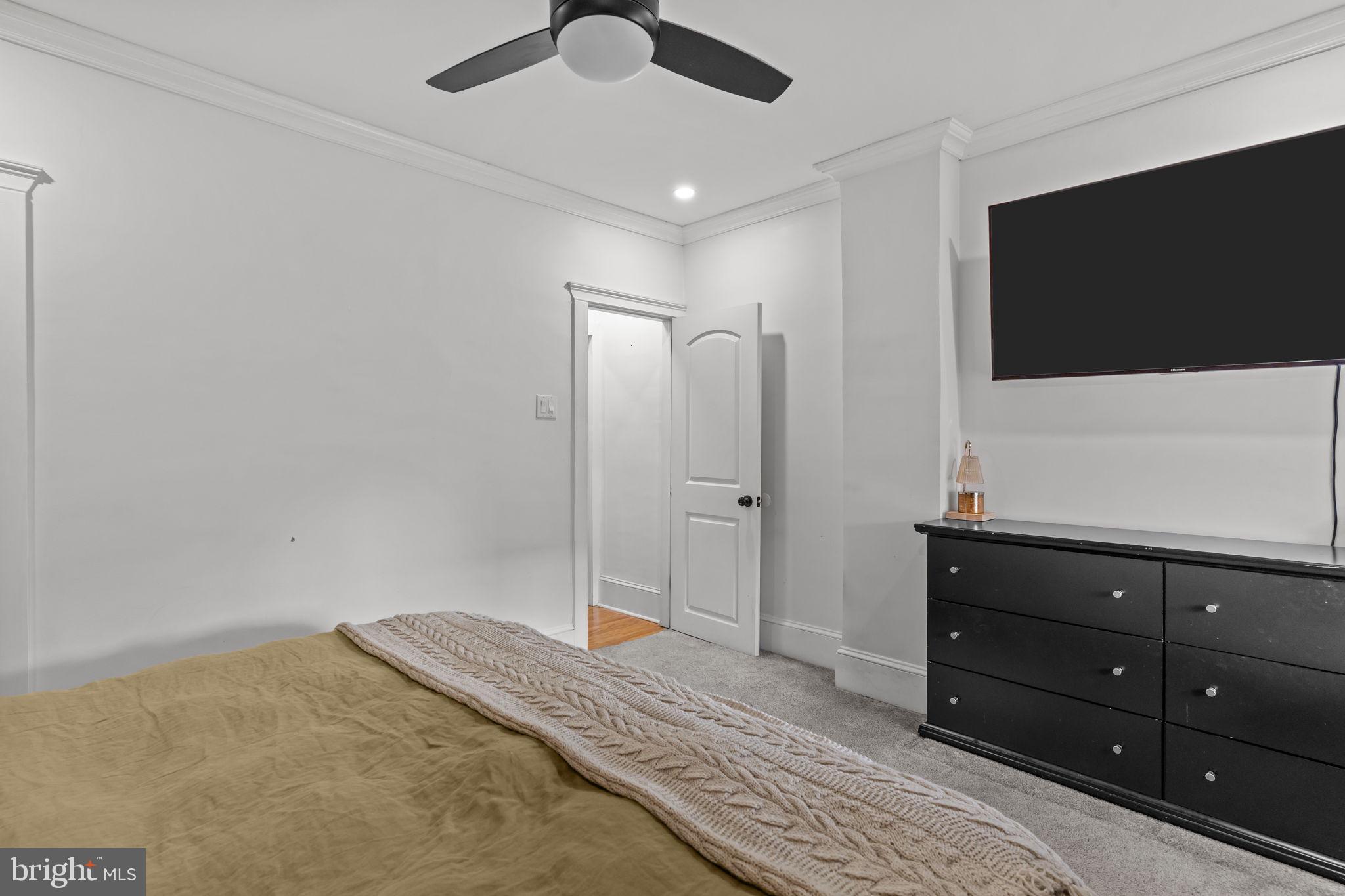 BRIDESBURG - Residential