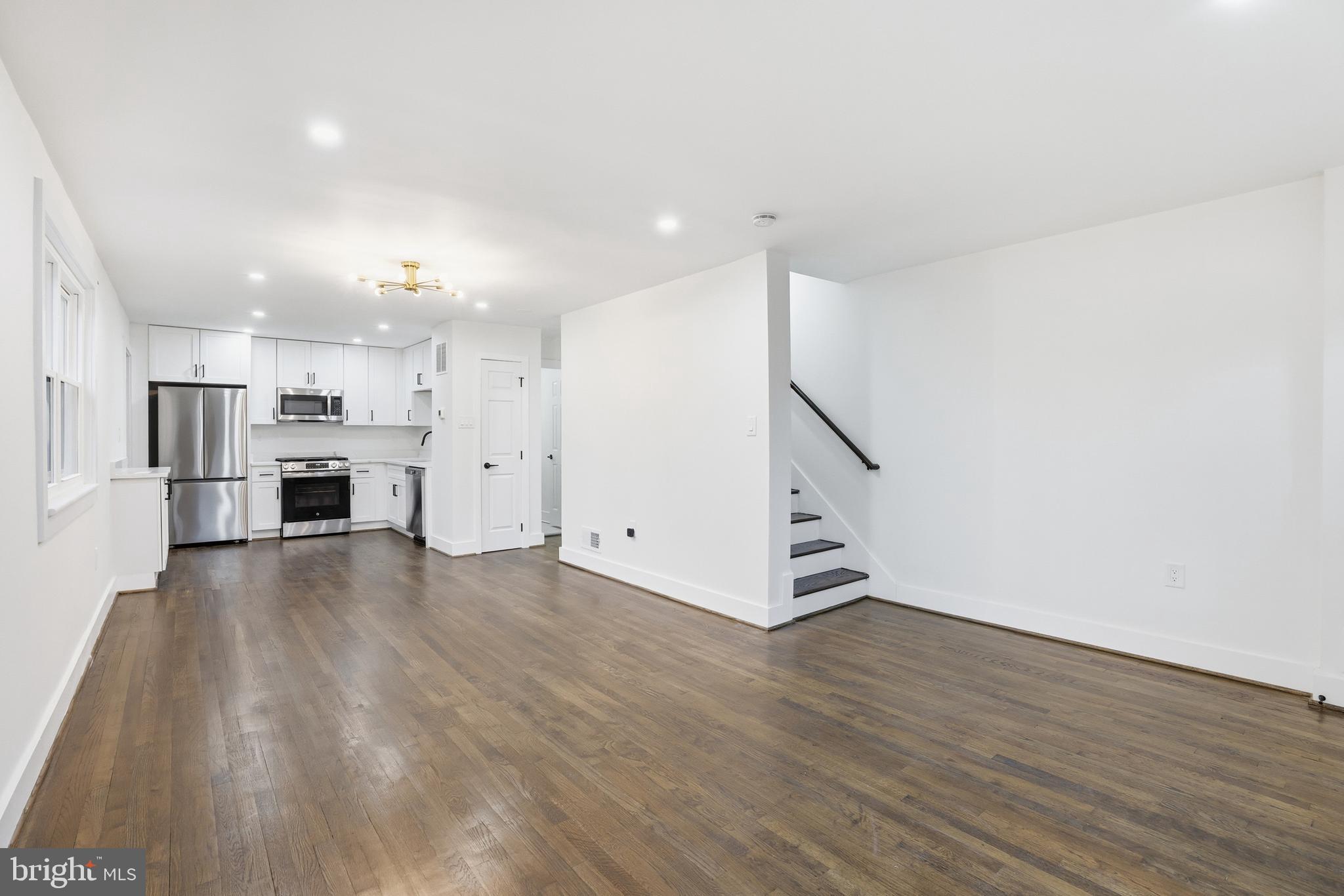 BEACON HEIGHTS - Residential