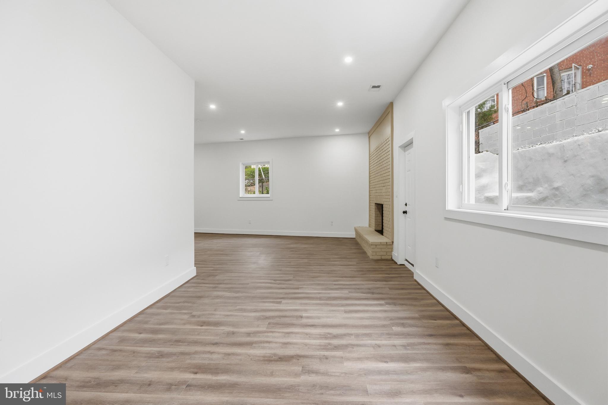 BEACON HEIGHTS - Residential