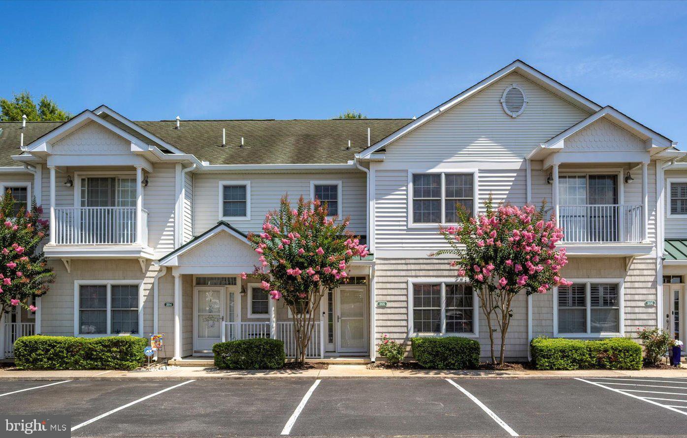 20011 SANDY BOTTOM CIRCLE 205