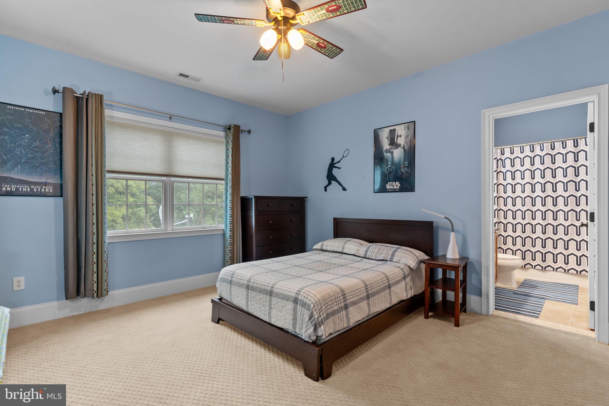 CHAPMANS CORNER - Residential