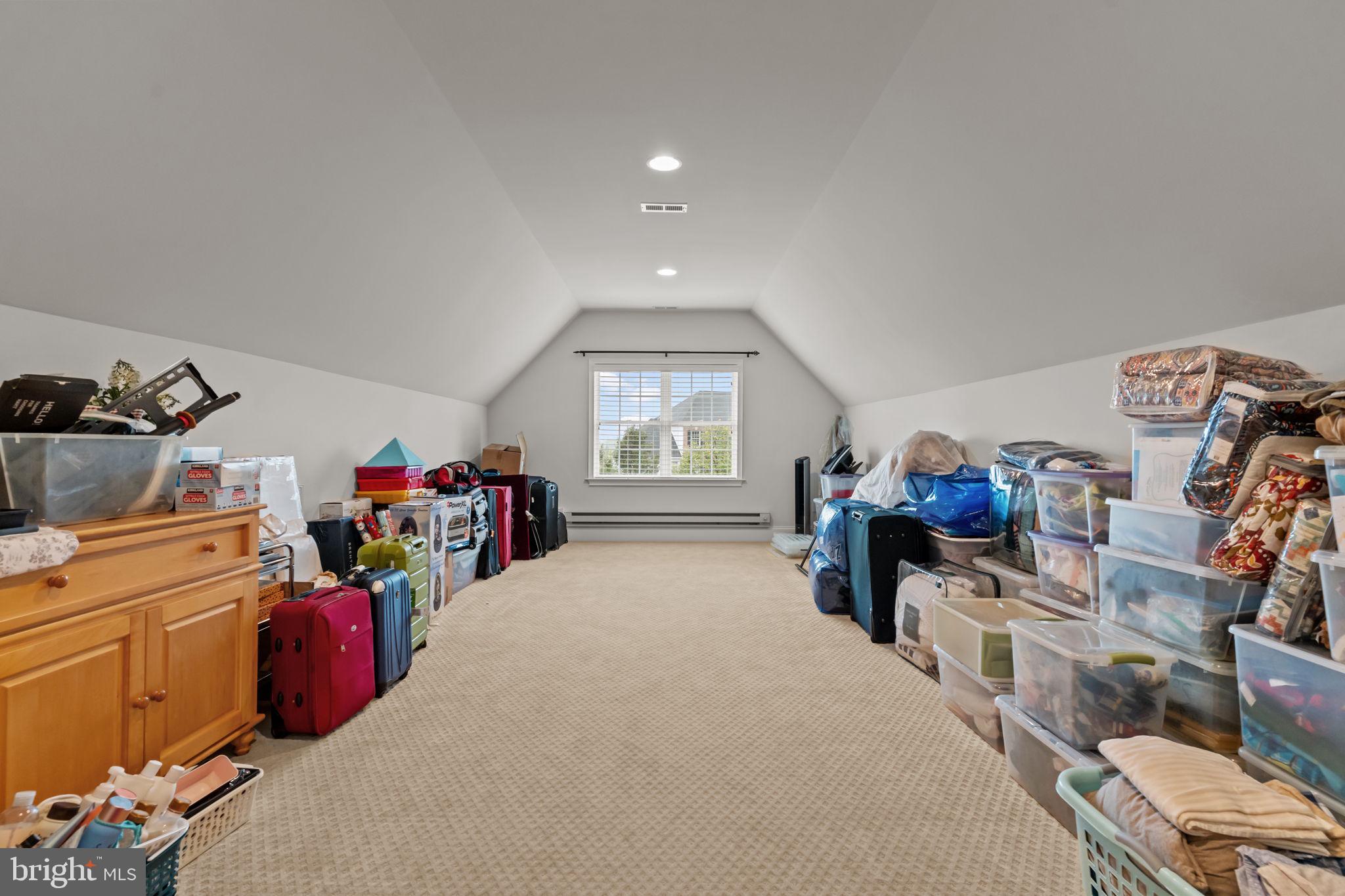 CHAPMANS CORNER - Residential