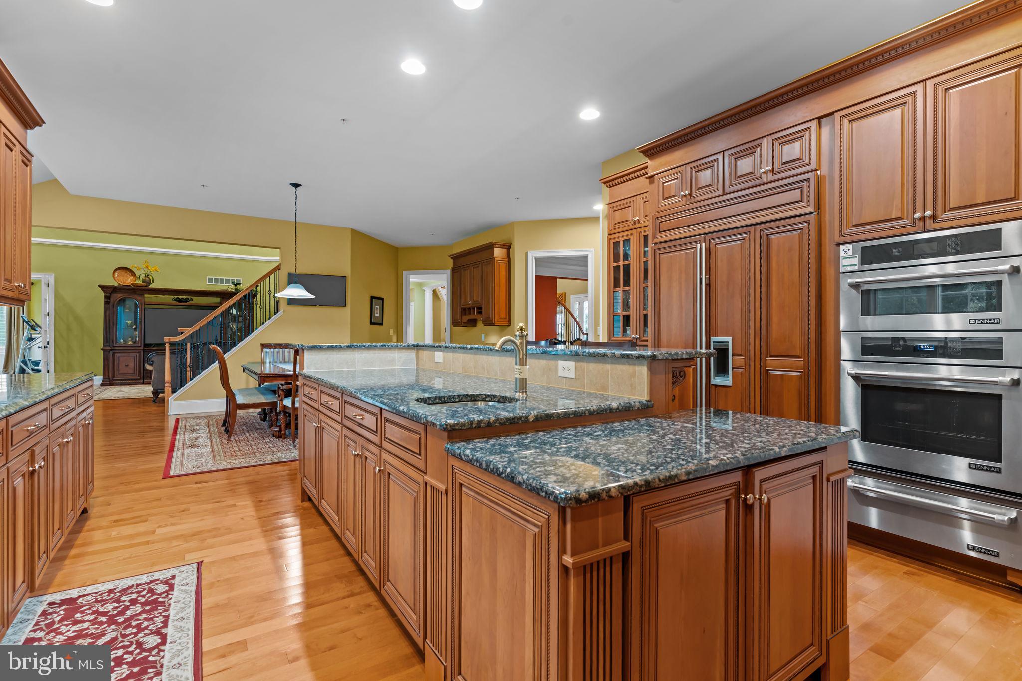 CHAPMANS CORNER - Residential