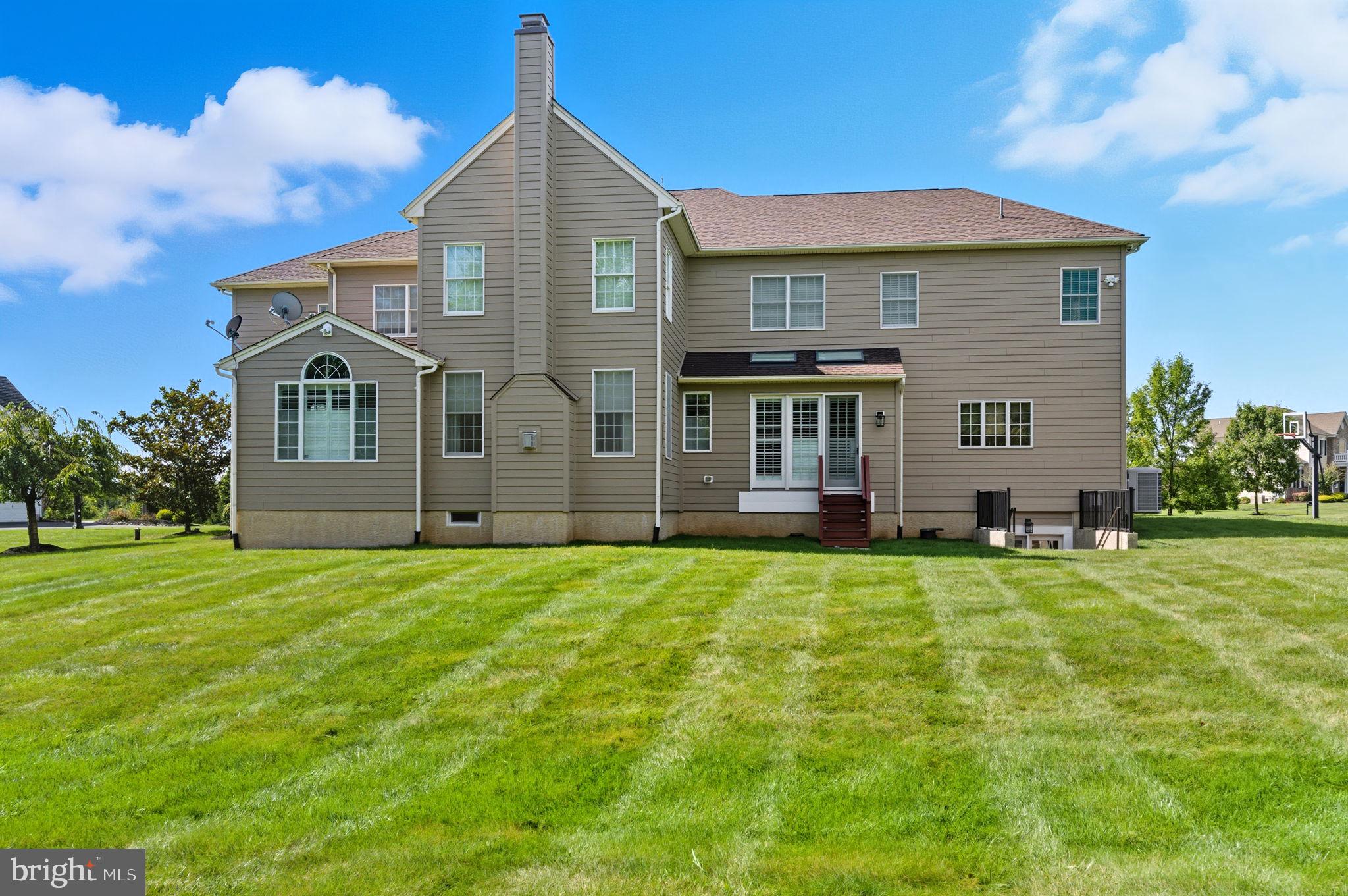 CHAPMANS CORNER - Residential