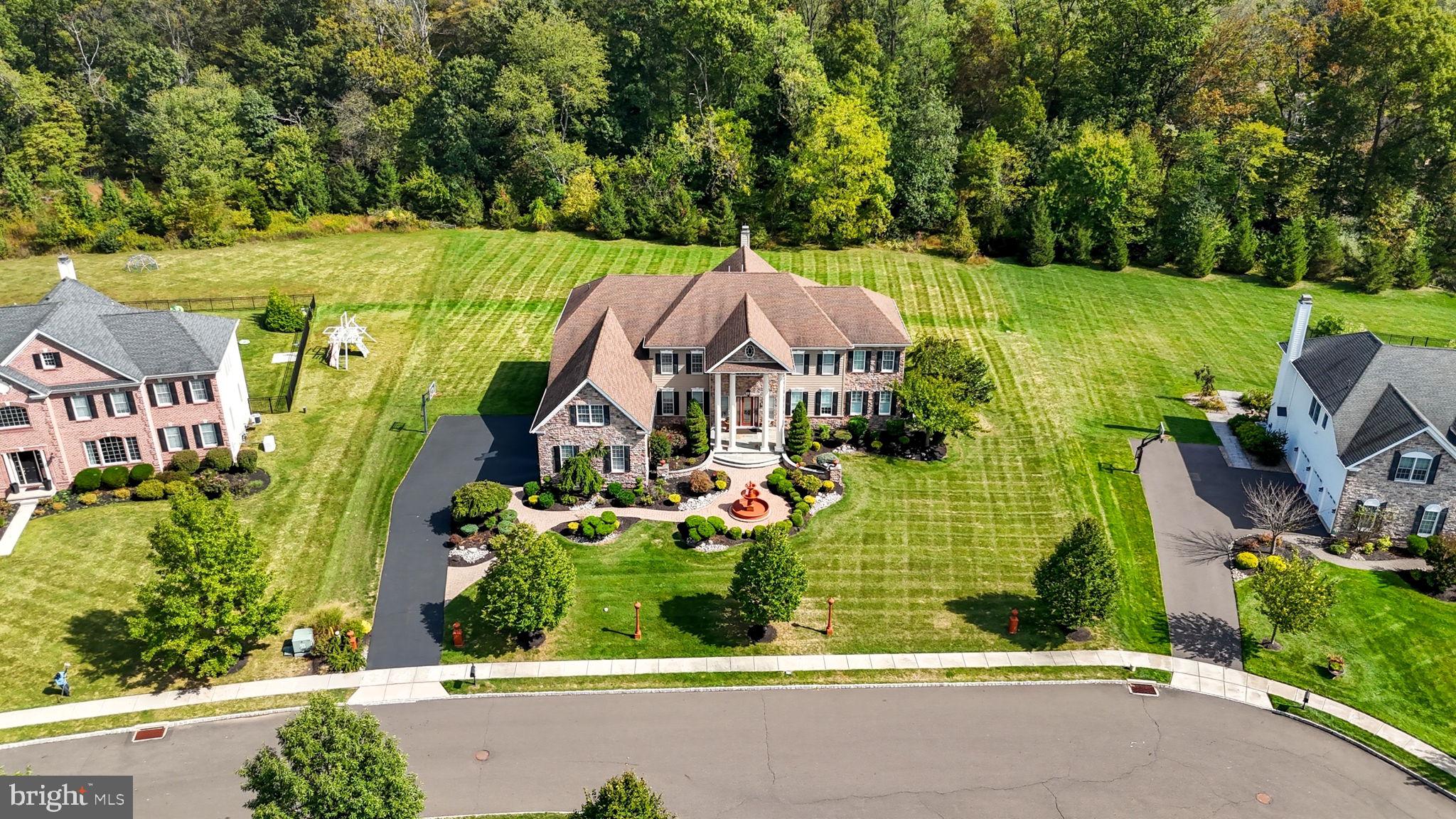 CHAPMANS CORNER - Residential