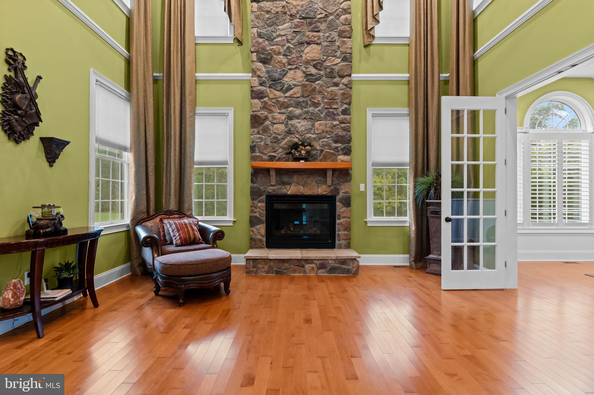 CHAPMANS CORNER - Residential