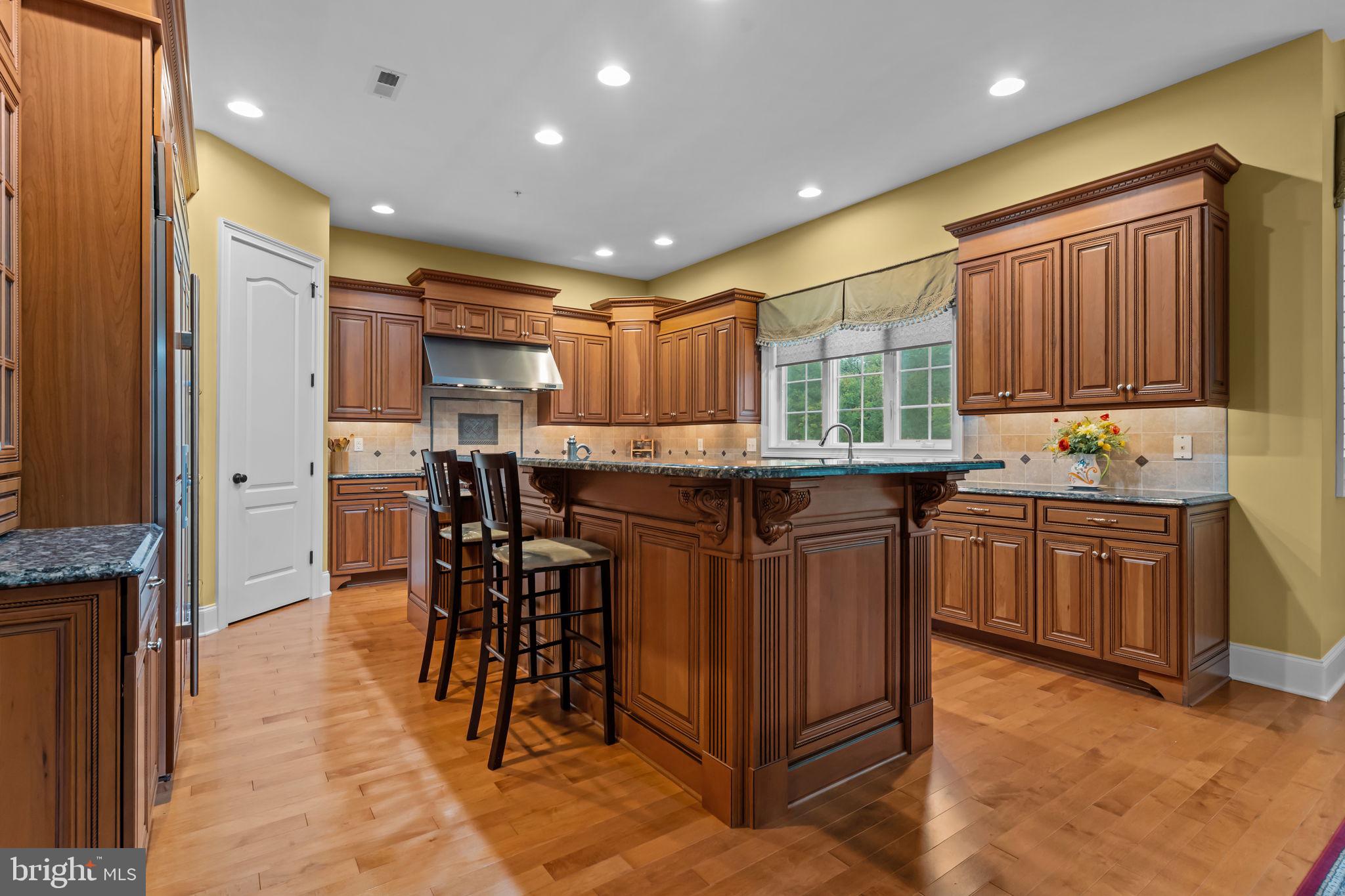 CHAPMANS CORNER - Residential