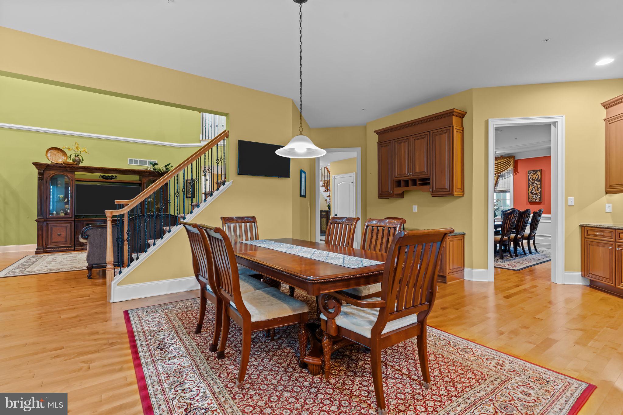 CHAPMANS CORNER - Residential