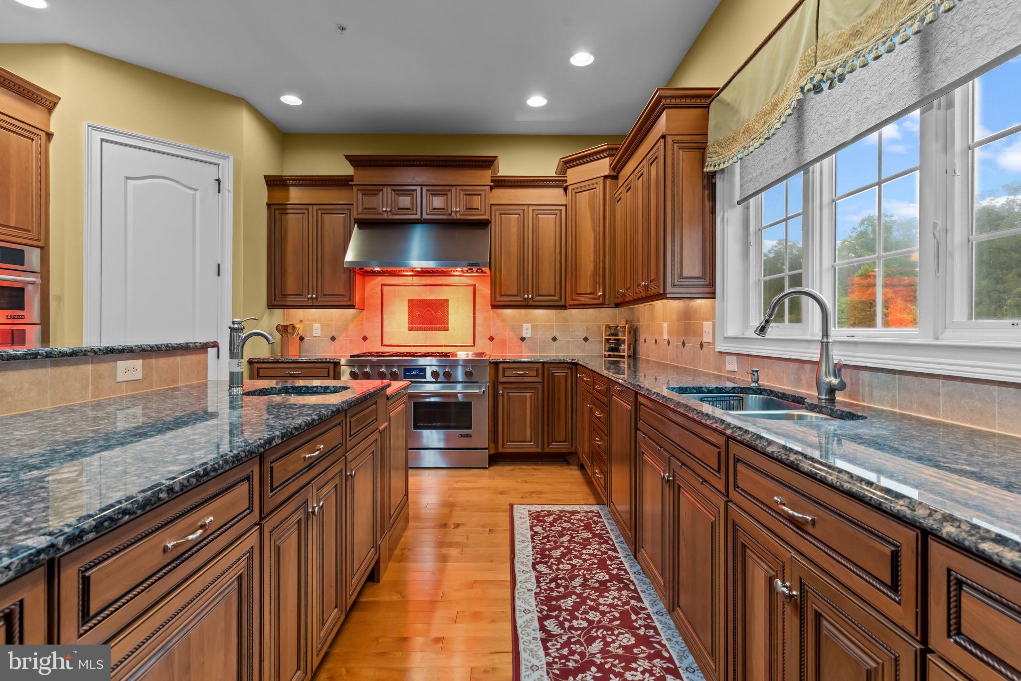 CHAPMANS CORNER - Residential