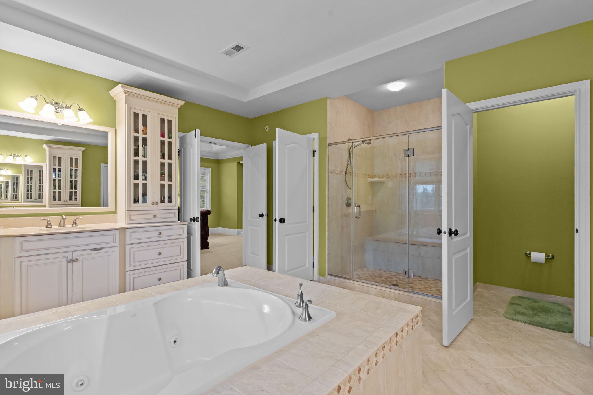 CHAPMANS CORNER - Residential