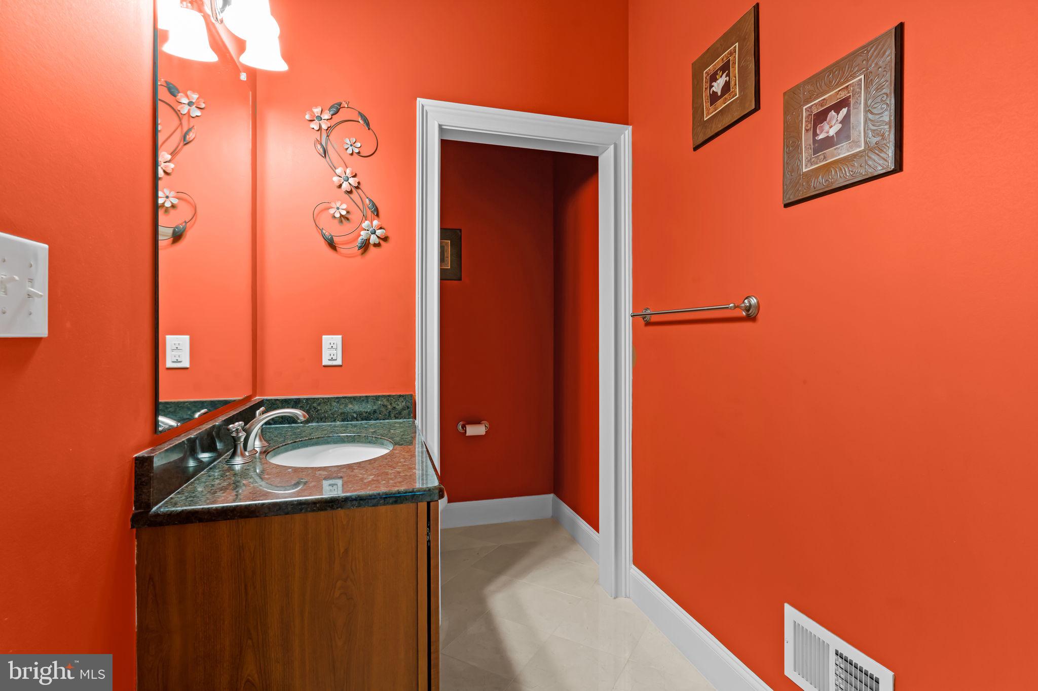 CHAPMANS CORNER - Residential