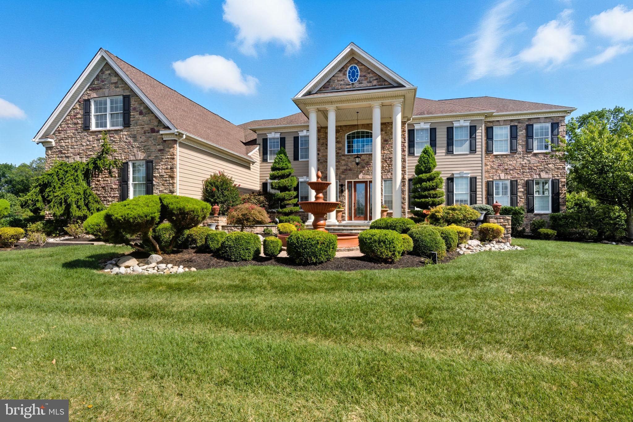 CHAPMANS CORNER - Residential