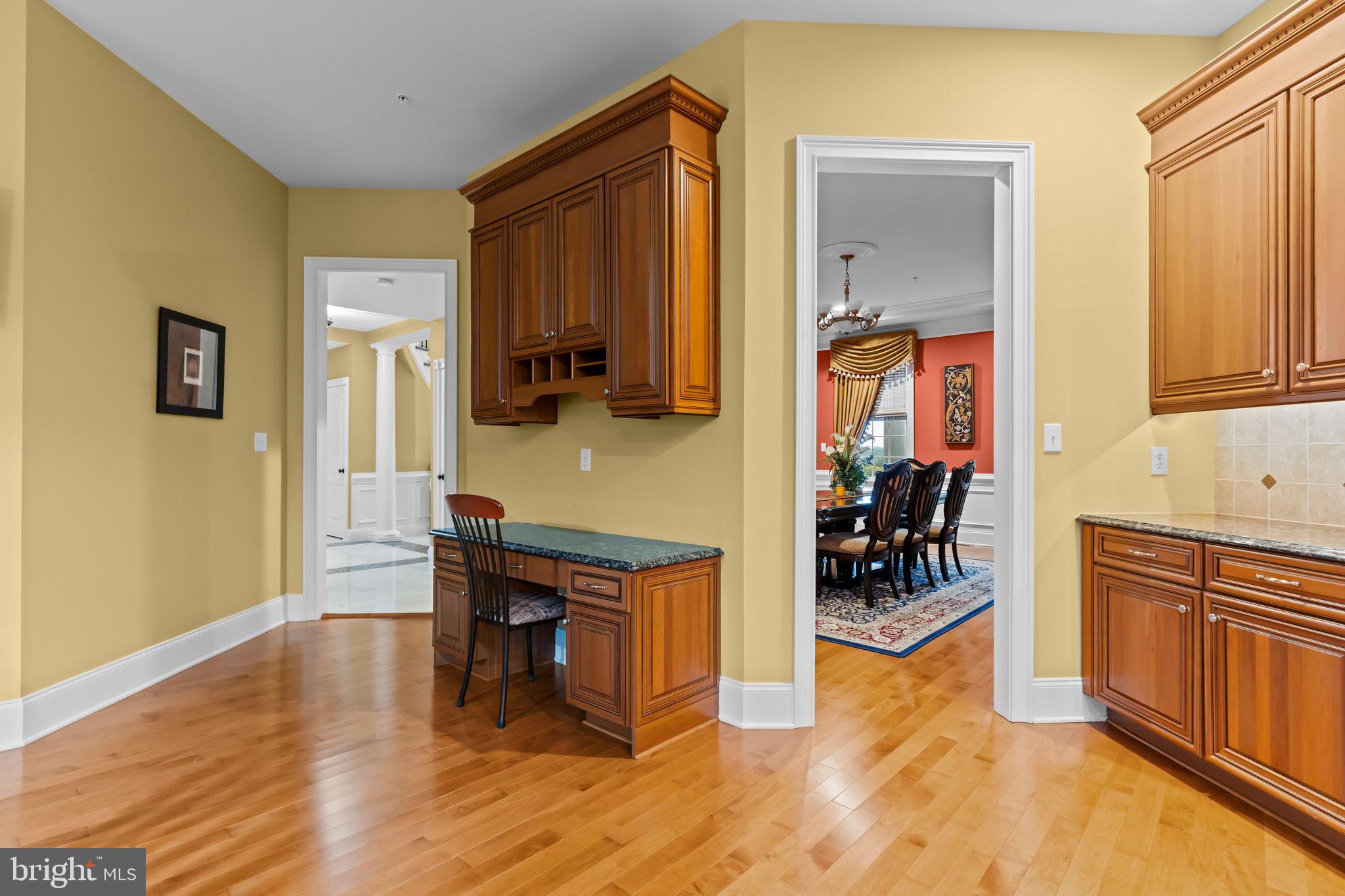 CHAPMANS CORNER - Residential