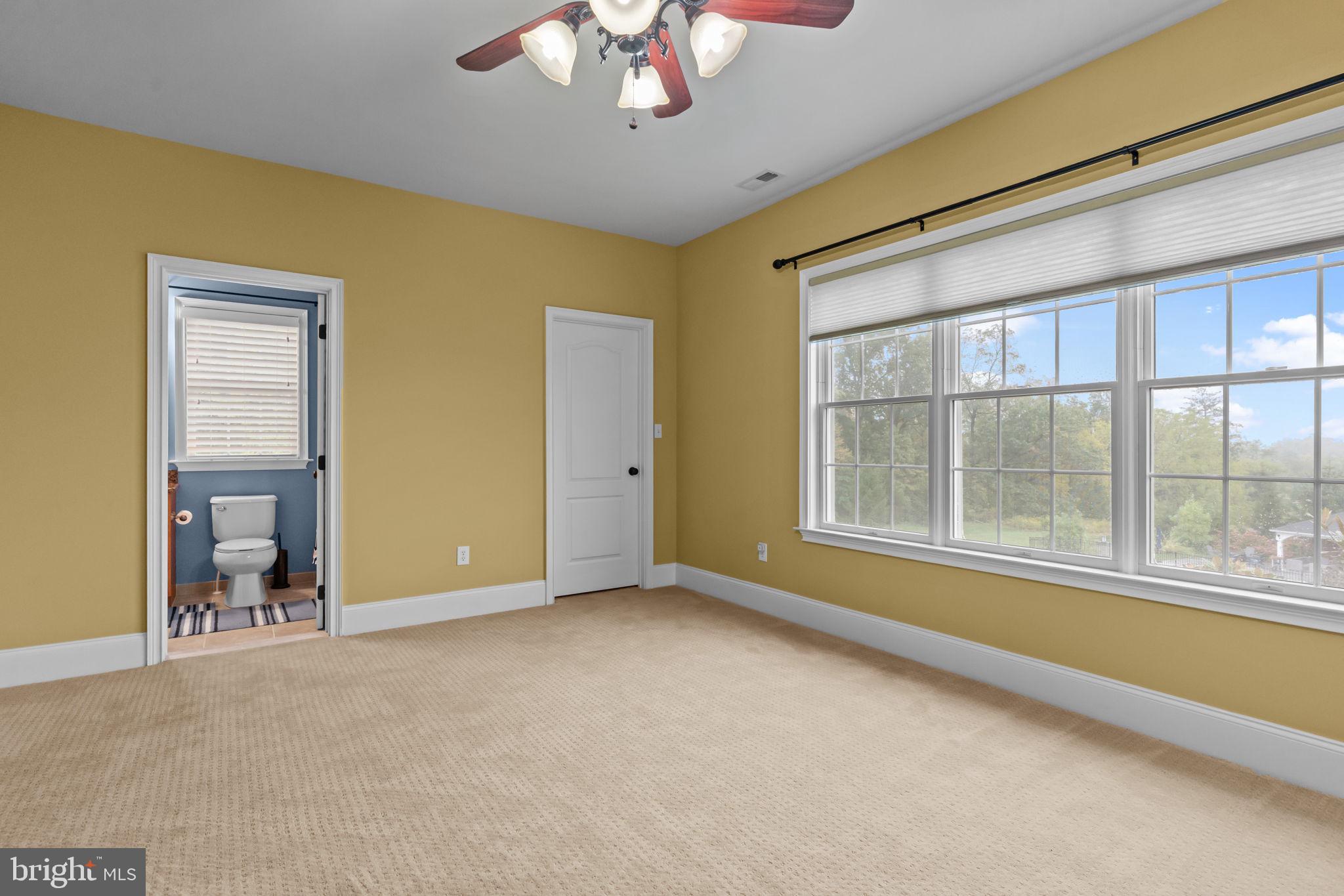 CHAPMANS CORNER - Residential