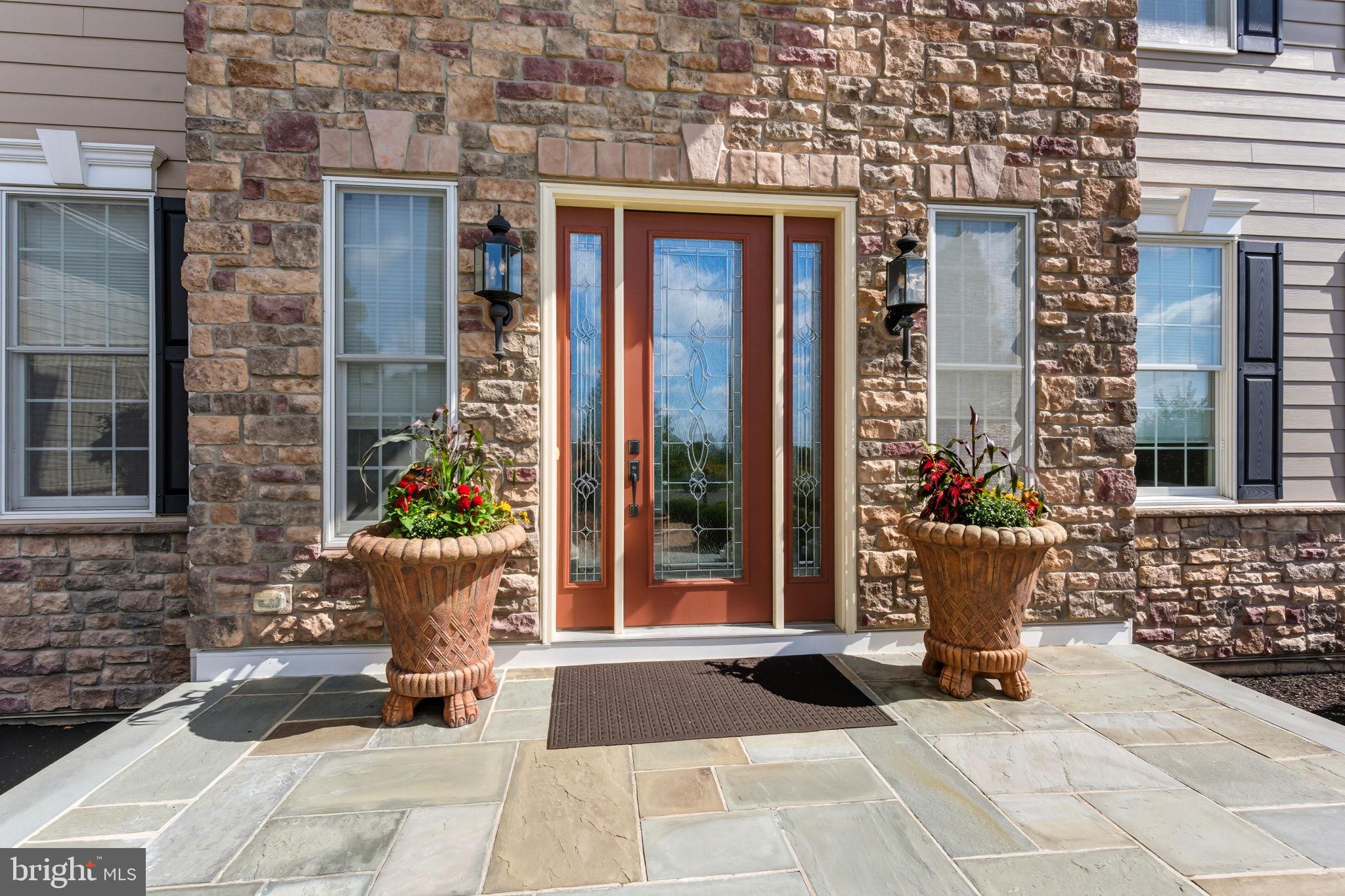 CHAPMANS CORNER - Residential